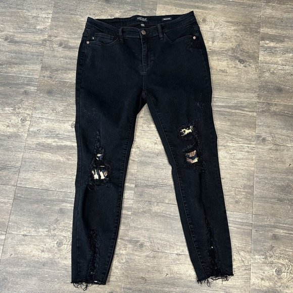 Judy Blue Skinny Fit Jeans 13/31 Stretch Black Distressed Animal Print Raw Hem - Picture 2 of 10